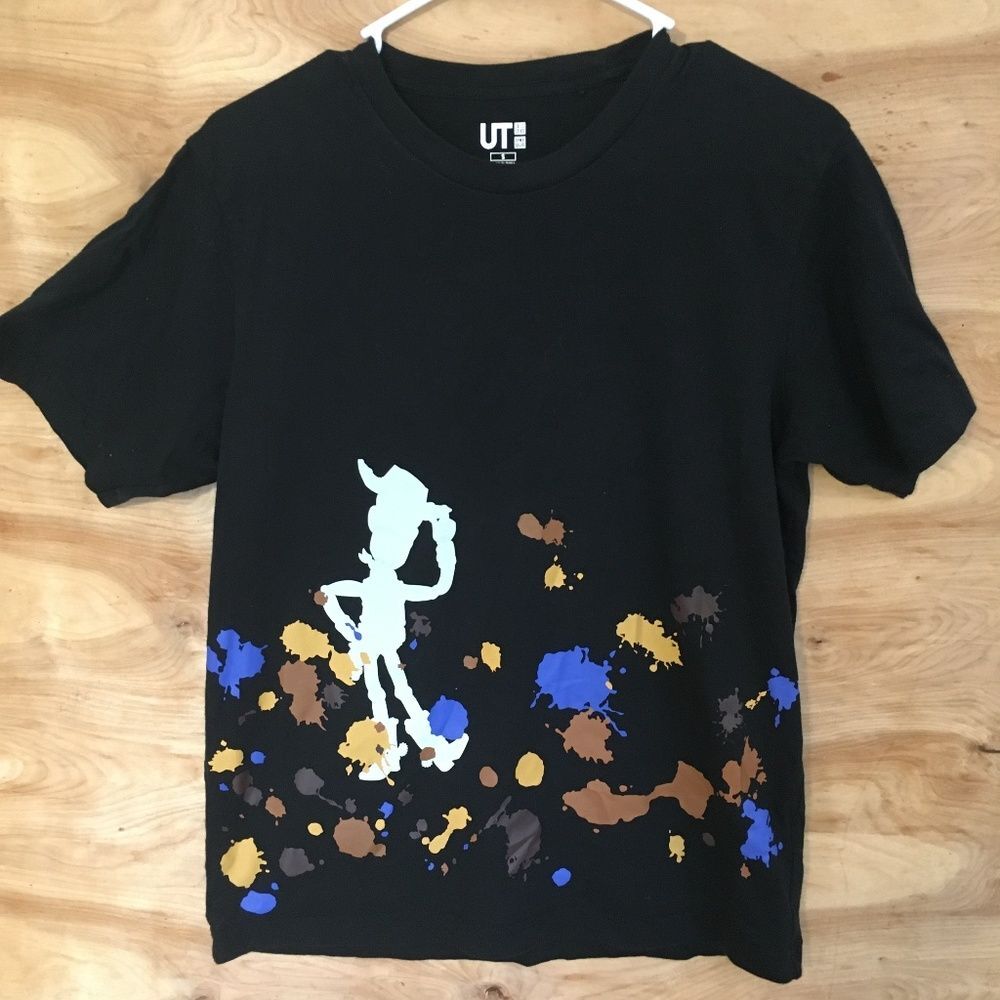 UT women's small woody pixar Disney black T shirt